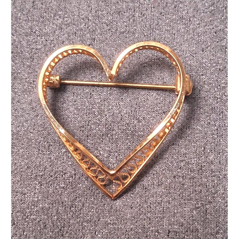 Filigree Open Heart Brooch Gold Tone